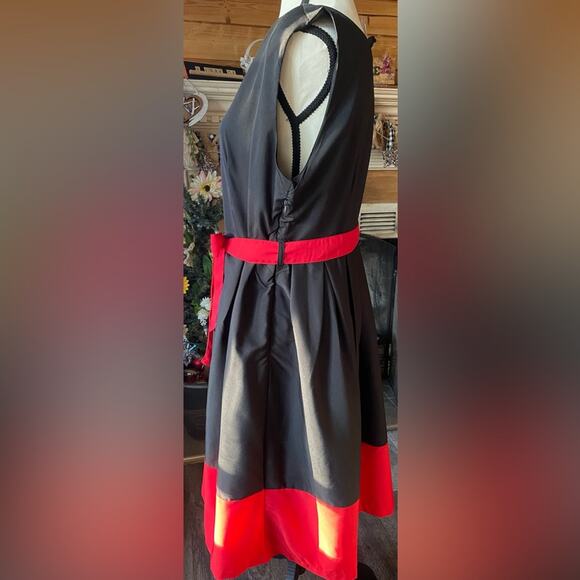 NWT Tokyo Talkies Sz XL Black Red Fully Lined Belted Sleeveless Sample Dress - Picture 5 of 13